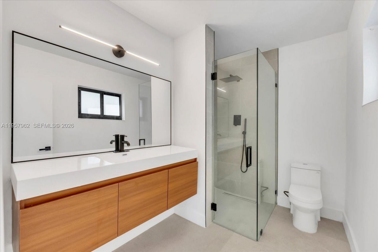 7132 SW 65th Ave, South Miami, FL 33143 Photo