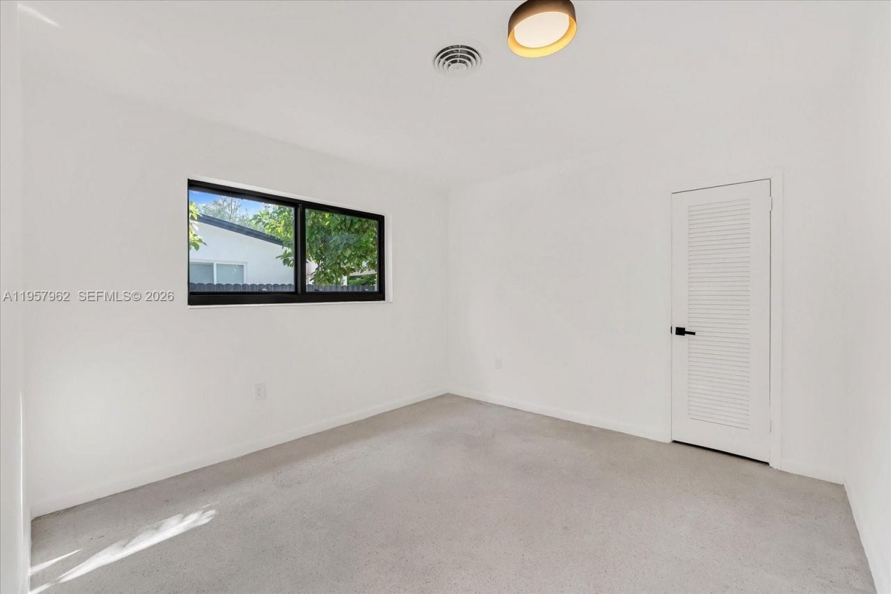 7132 SW 65th Ave, South Miami, FL 33143 Photo