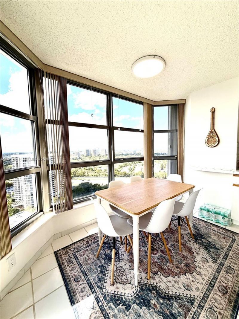 3530 Mystic Pointe Dr , Unit 2605, Aventura, FL 33180 Photo