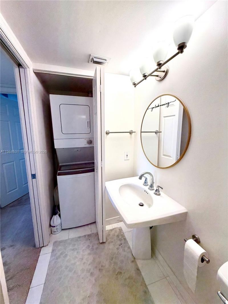 3530 Mystic Pointe Dr , Unit 2605, Aventura, FL 33180 Photo