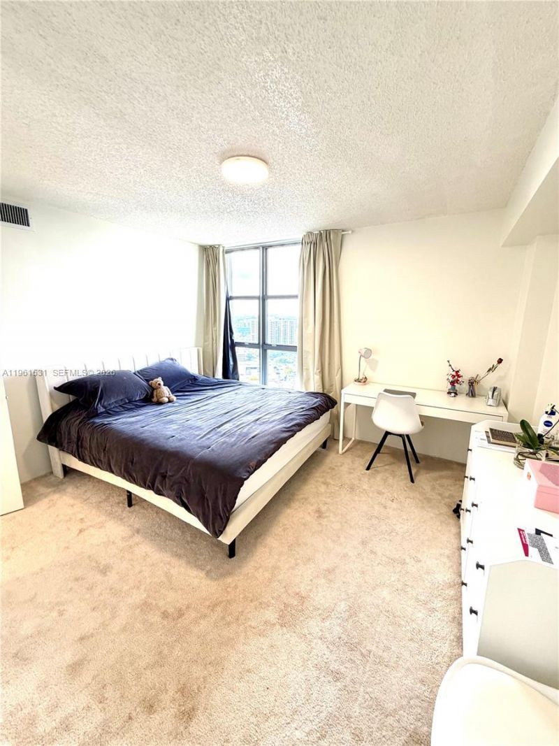 3530 Mystic Pointe Dr , Unit 2605, Aventura, FL 33180 Photo