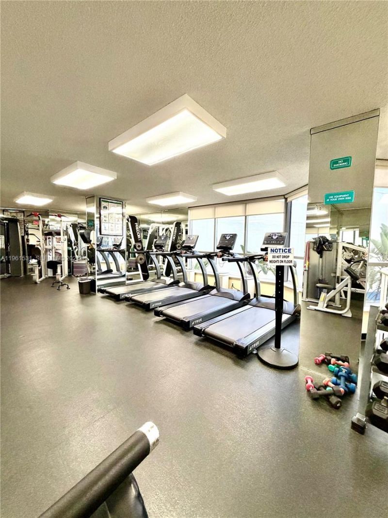 3530 Mystic Pointe Dr , Unit 2605, Aventura, FL 33180 Photo