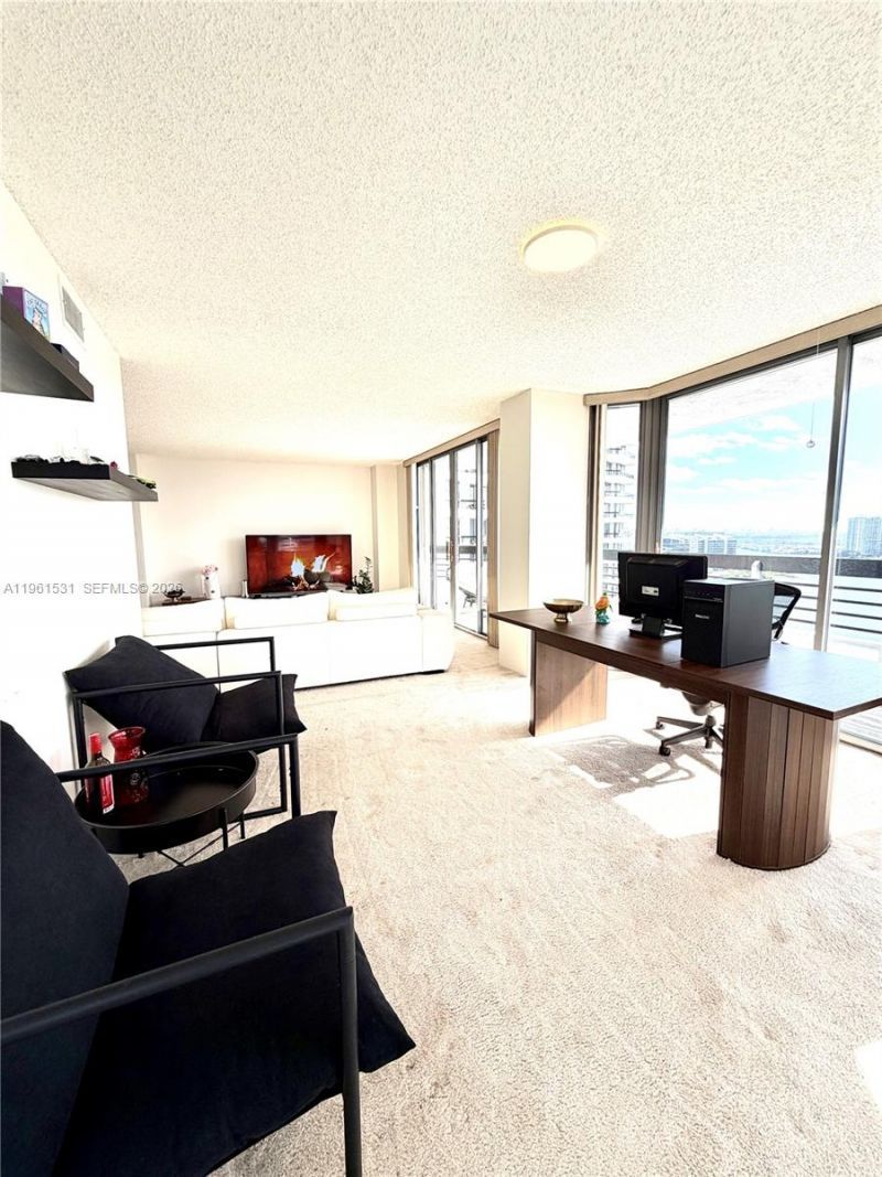 3530 Mystic Pointe Dr , Unit 2605, Aventura, FL 33180 Photo