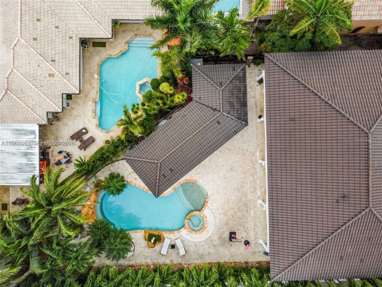 8200 NW 163rd St , Miami Lakes, FL 33016 Photo