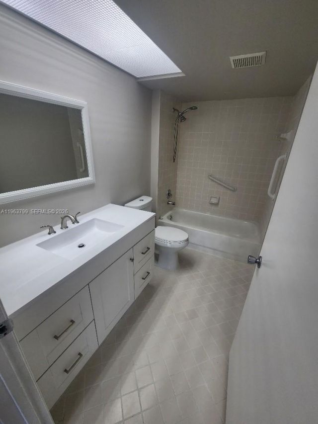 12651 SW 16th Ct , Unit 211B, Pembroke Pines, FL 33027 Photo