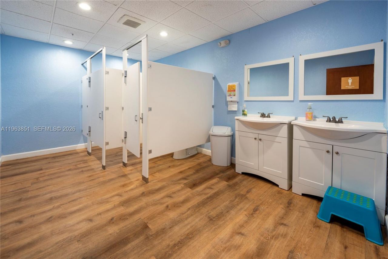 8201 W Mcnab Rd , Tamarac, FL 33321 Photo