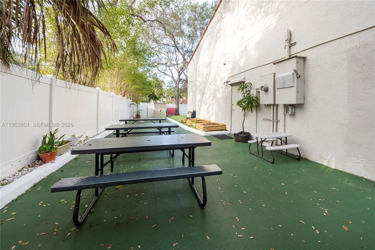 8201 W Mcnab Rd , Tamarac, FL 33321 Photo