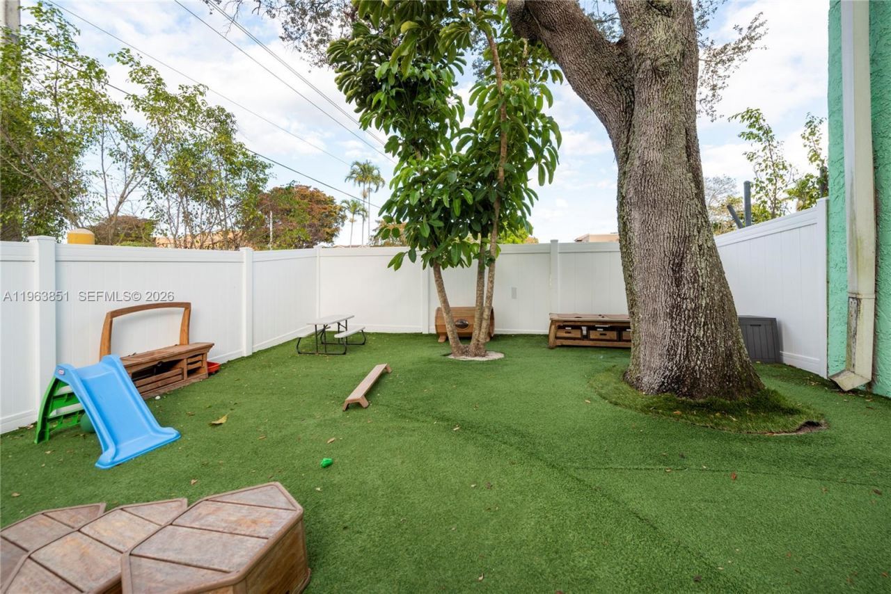 8201 W Mcnab Rd , Tamarac, FL 33321 Photo