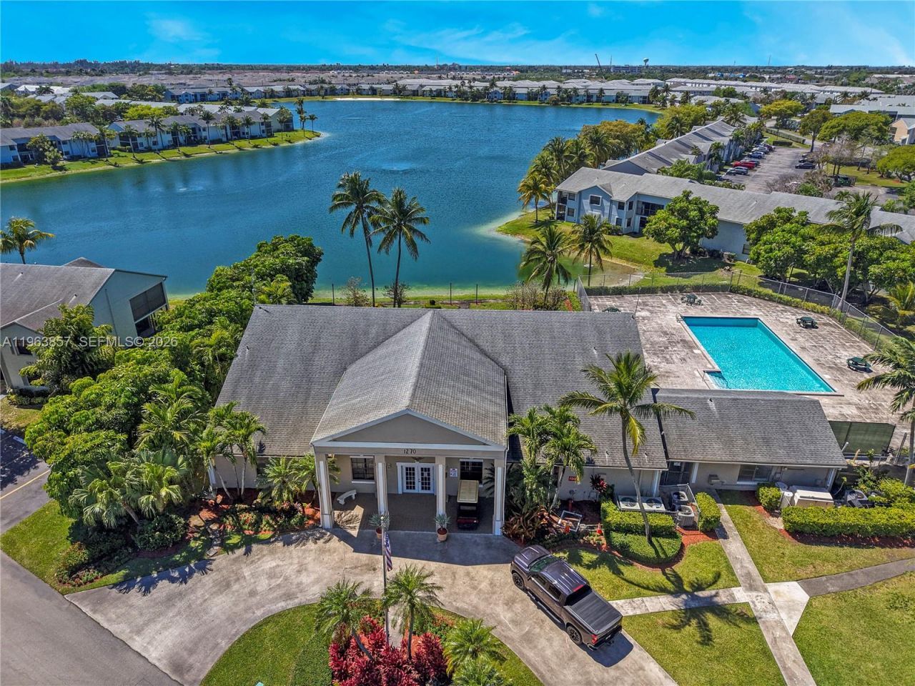 980 Constitution Dr , Unit 980D, Homestead, FL 33034 Photo