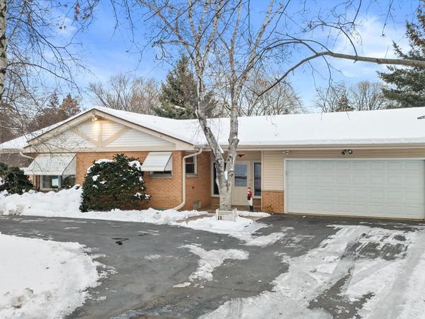 6986 N Ardara AVENUE, Glendale, WI 53209