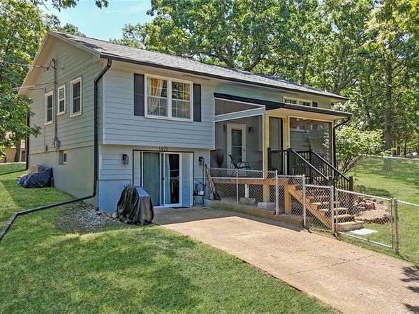 1422 Peach Blossom Lane, Osage Beach, MO 65065