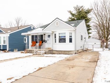 3265 Parker Street, Dearborn, MI 48124