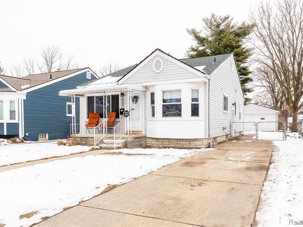 3265 Parker Street, Dearborn, MI 48124