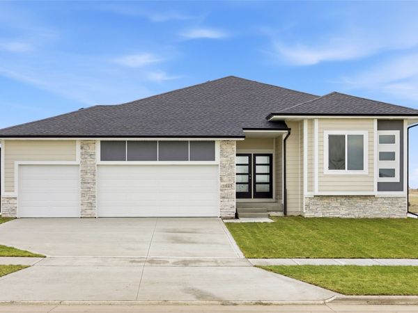 1023 SW Cattail Road, Grimes, IA 50111