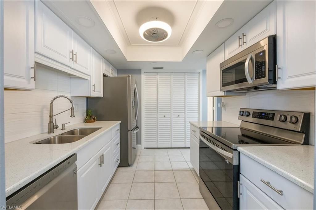 3036 Kings Lake Blvd, Unit 7564, Naples, FL 34112 Photo