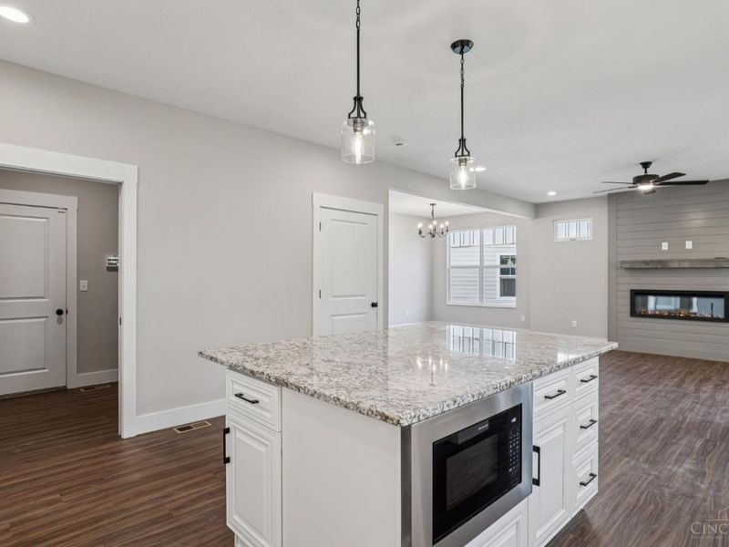 6816 Cork Drive, West Chester, OH 45069 Photo 39