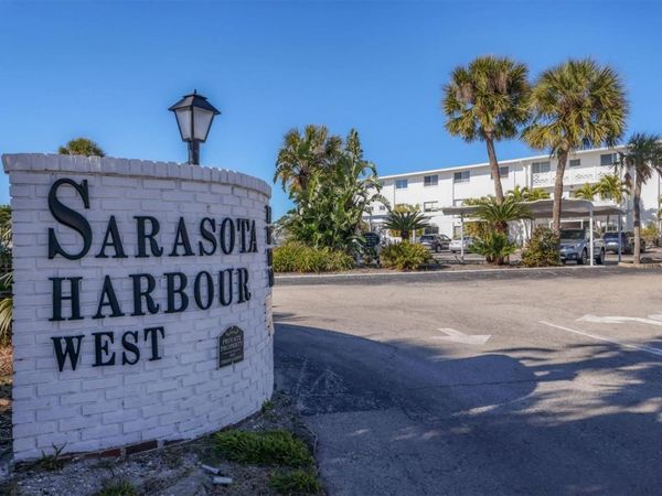 761 JOHN RINGLING BOULEVARD, Unit 34, SARASOTA, FL 34236