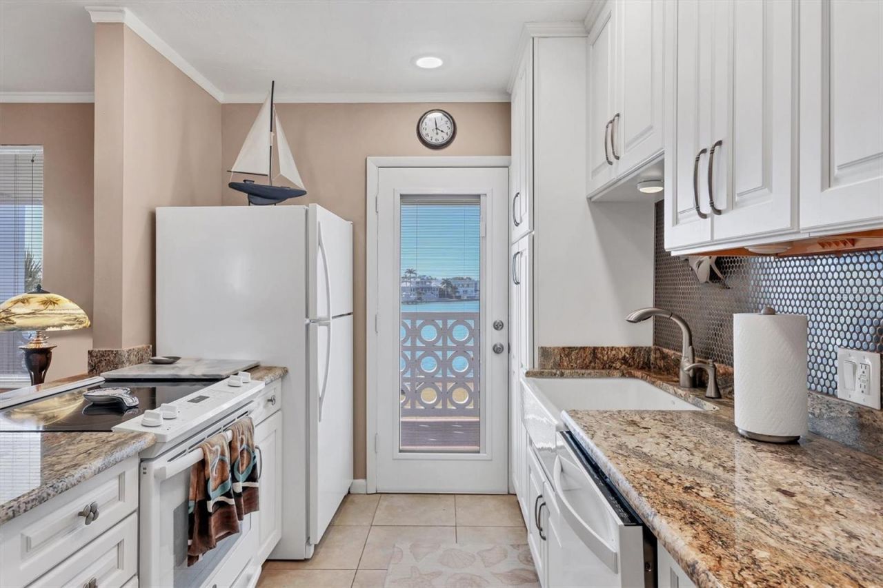 761 John Ringling Boulevard, Unit 34, Sarasota, FL 34236 Photo