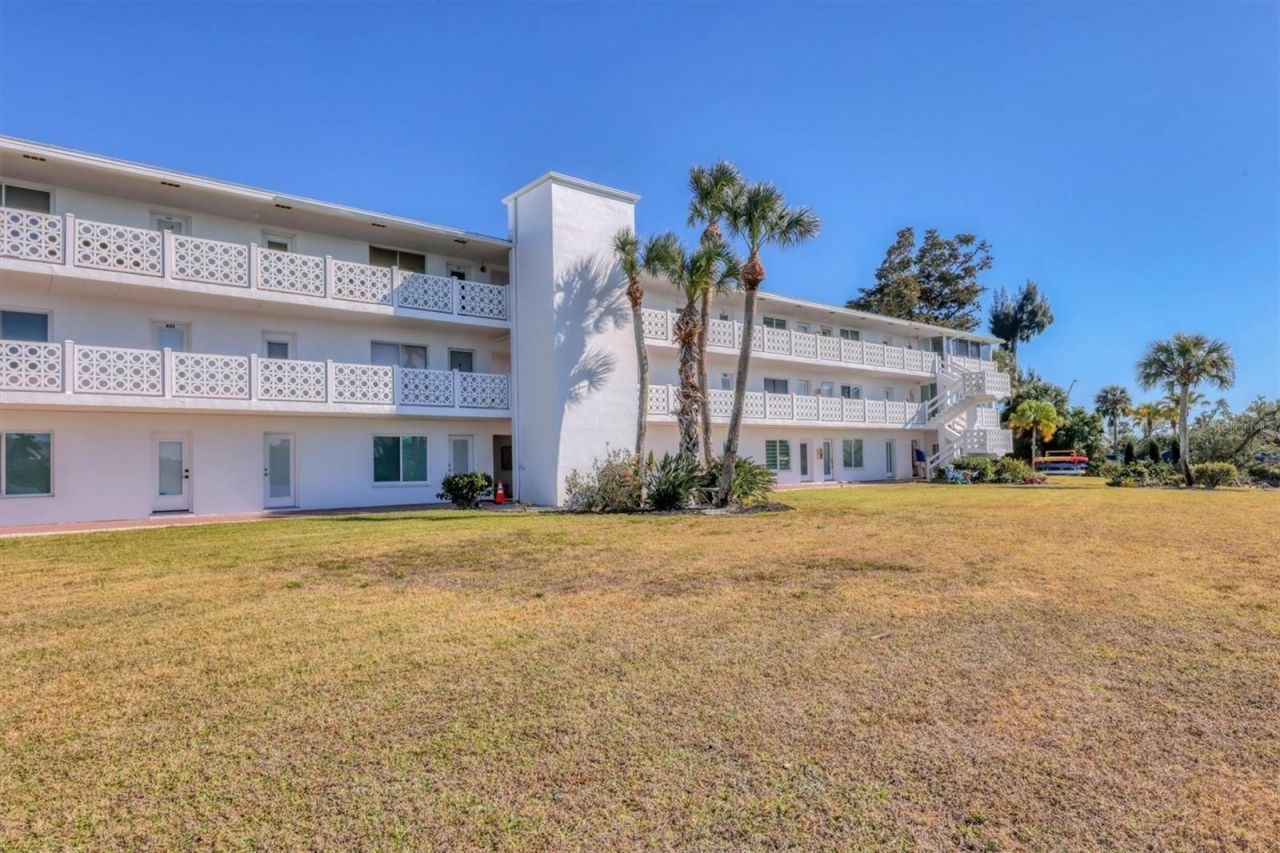 761 John Ringling Boulevard, Unit 34, Sarasota, FL 34236 Photo