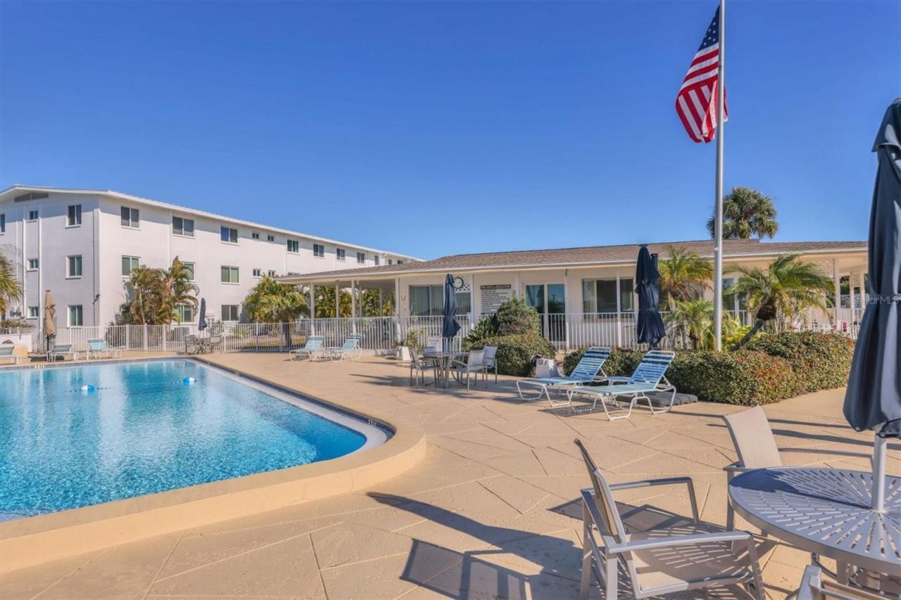 761 John Ringling Boulevard, Unit 34, Sarasota, FL 34236 Photo