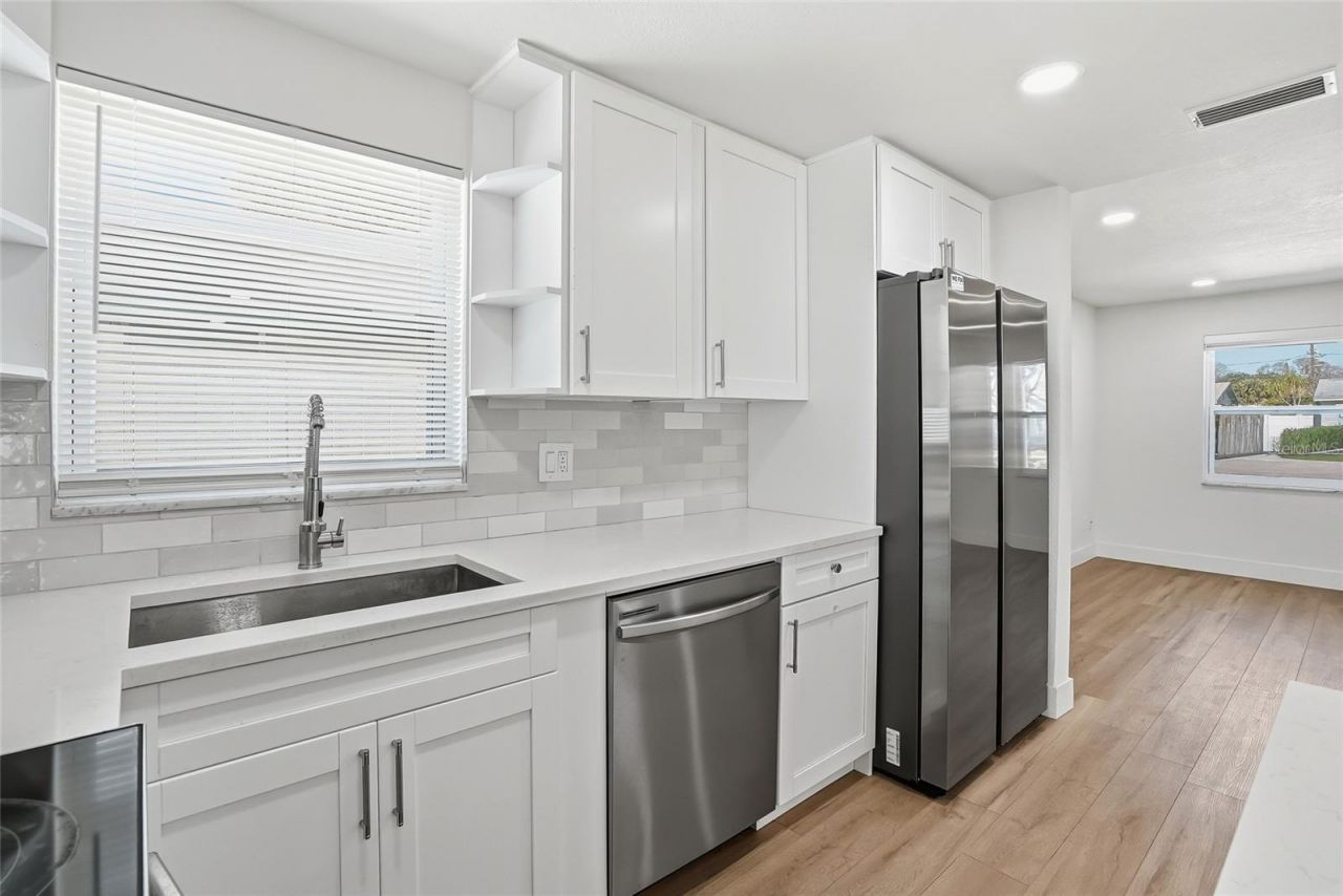 720 43rd Avenue N, Saint Petersburg, FL 33703 Photo