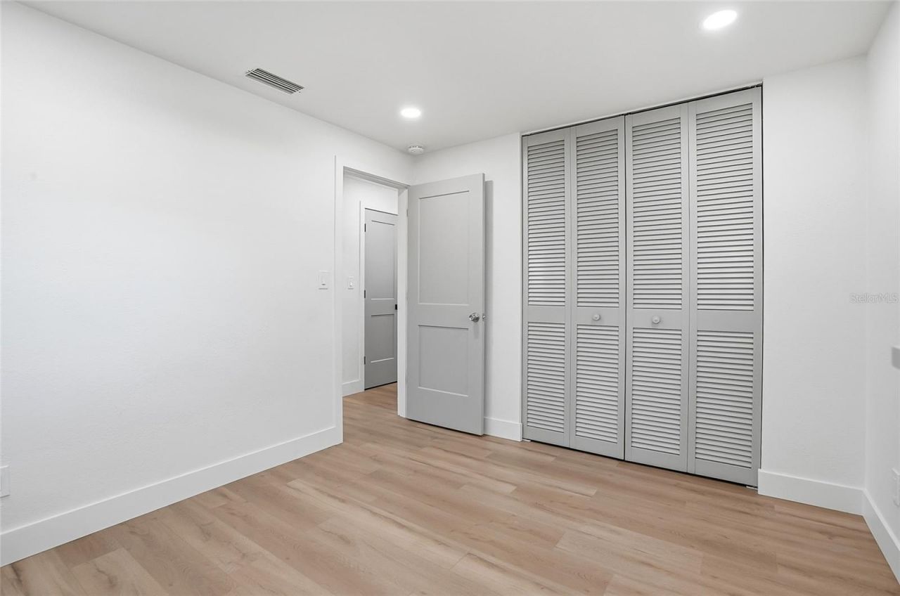 720 43rd Avenue N, Saint Petersburg, FL 33703 Photo