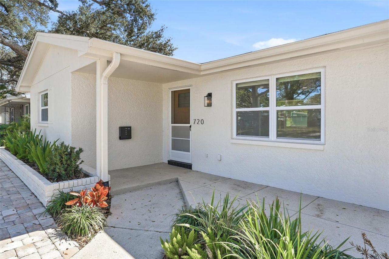 720 43rd Avenue N, Saint Petersburg, FL 33703 Photo