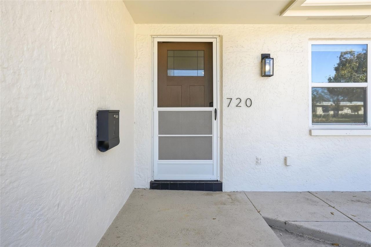 720 43rd Avenue N, Saint Petersburg, FL 33703 Photo