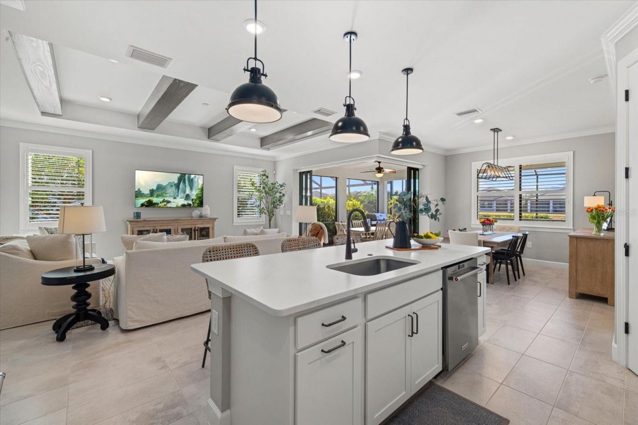 5904 Bluestar Court, Lakewood Ranch, FL 34211 Photo