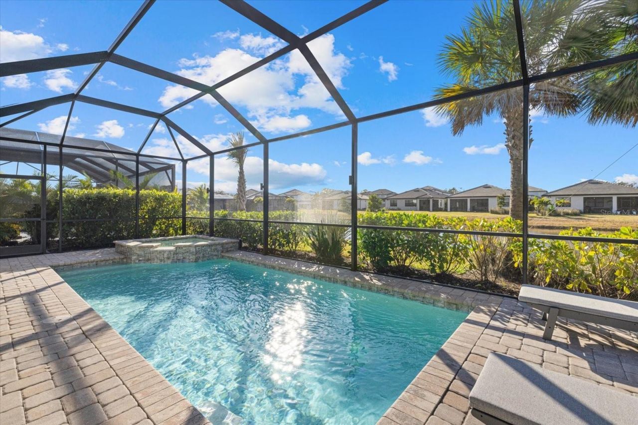 5904 Bluestar Court, Lakewood Ranch, FL 34211 Photo