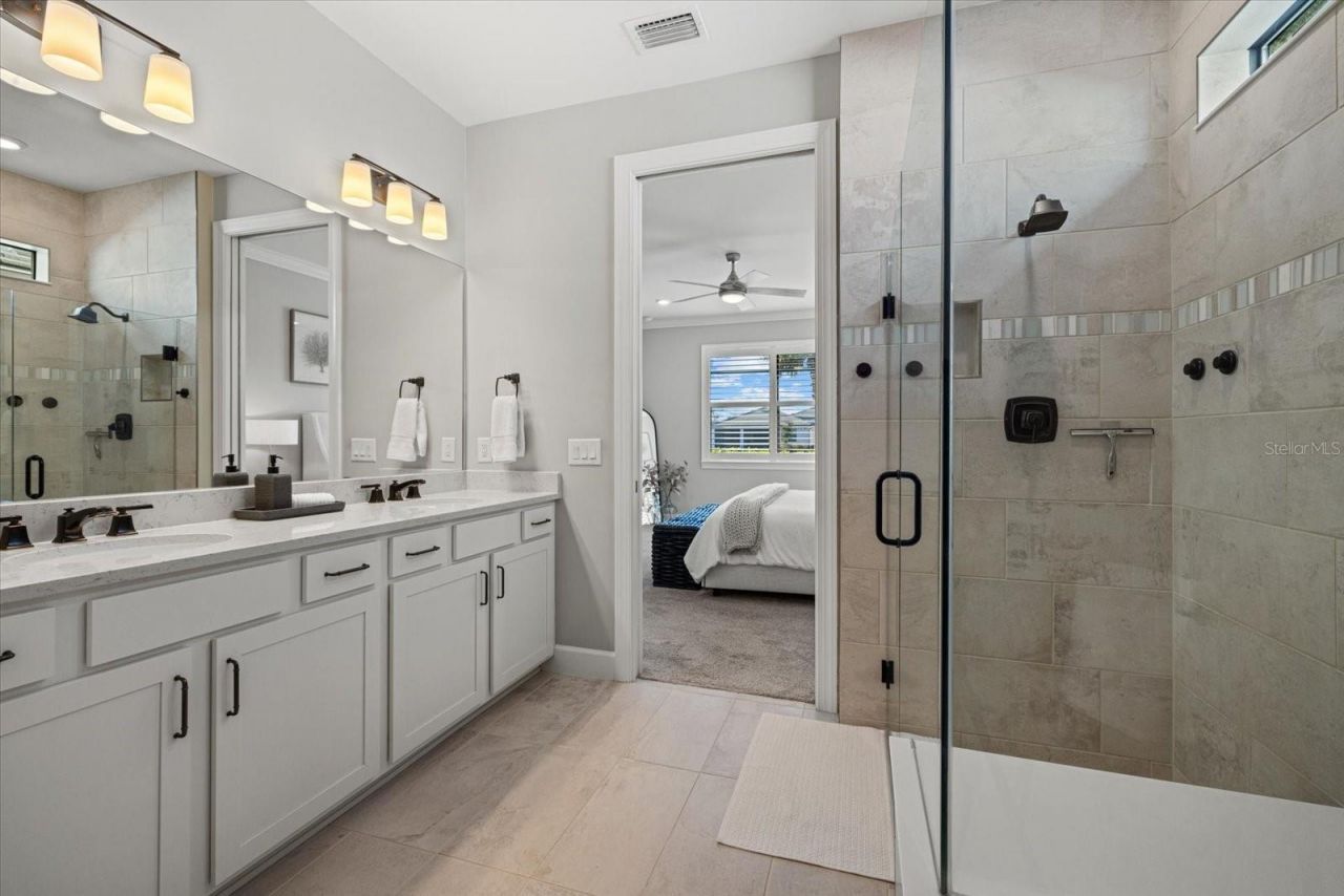 5904 Bluestar Court, Lakewood Ranch, FL 34211 Photo