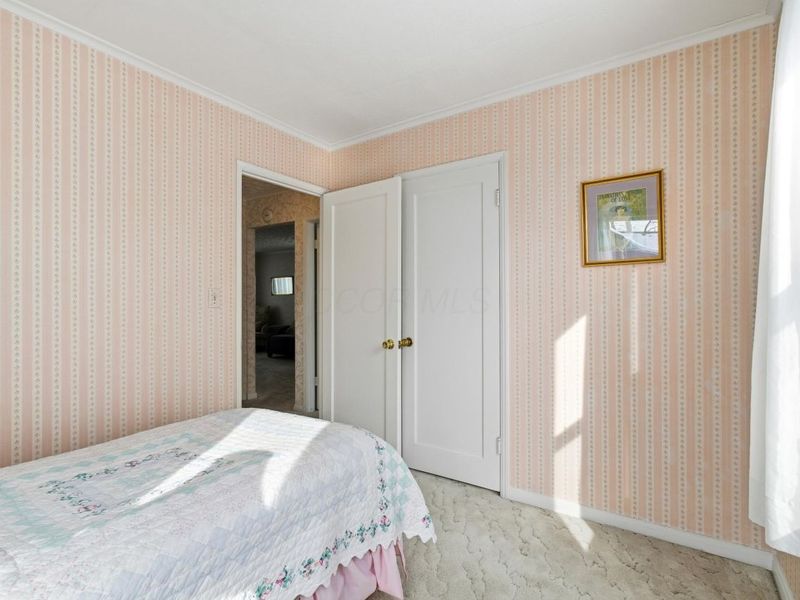 3034 Kenlawn Street, Columbus, OH 43224 Photo 18