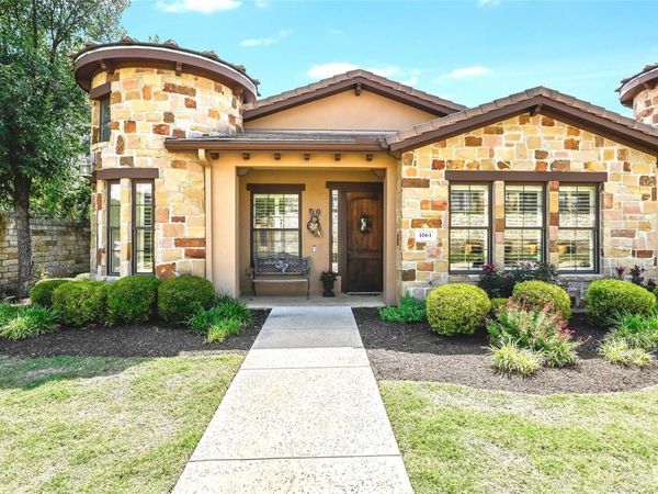 104 Rivalto CIR, Unit 1, Lakeway, TX 78734