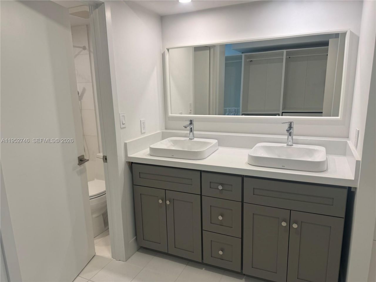 20505 E Country Club Dr, Unit 531, Aventura, FL 33180 Photo