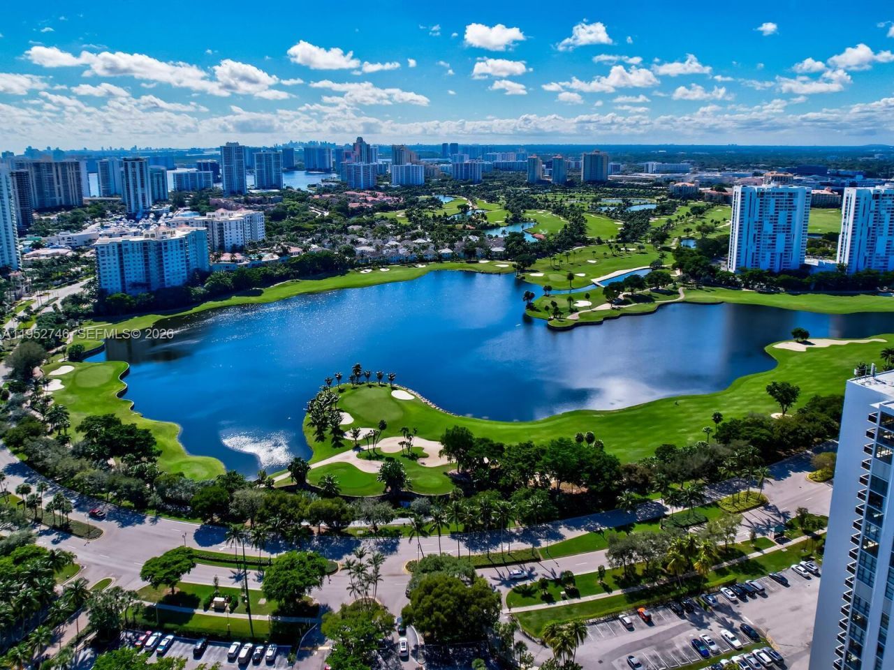 20505 E Country Club Dr , Unit 531, Aventura, FL 33180 Photo