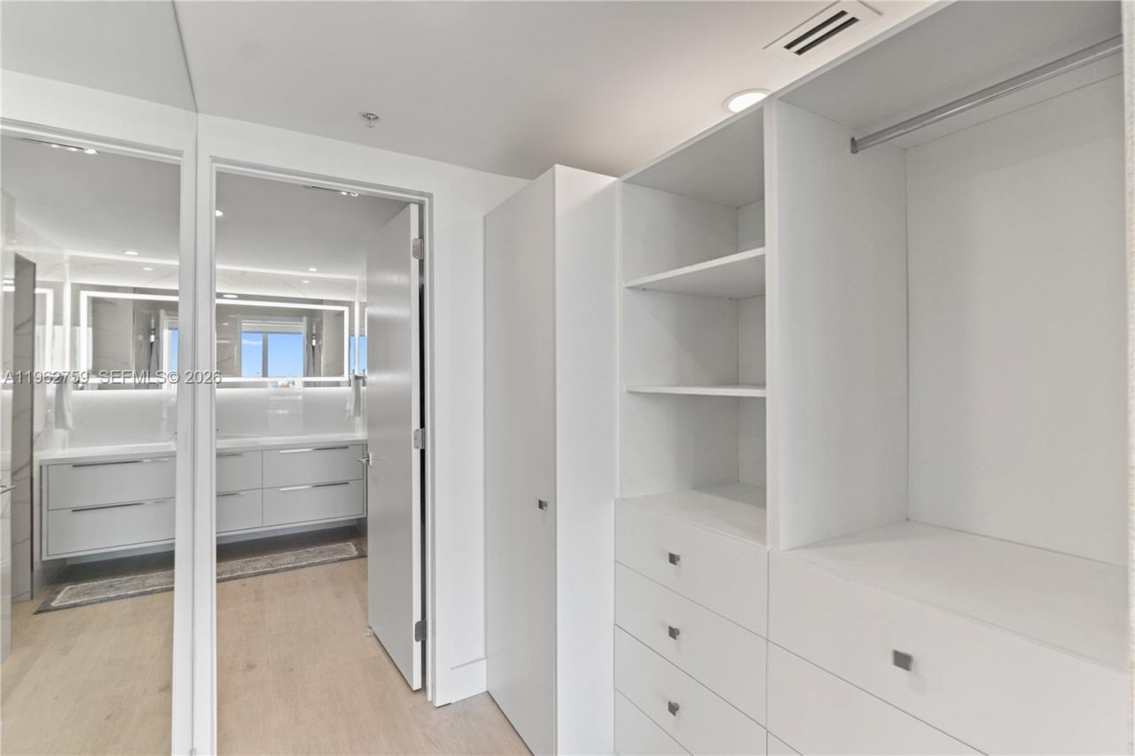 3350 SW 27th Ave, Unit 1806, Coconut Grove, FL 33133 Photo