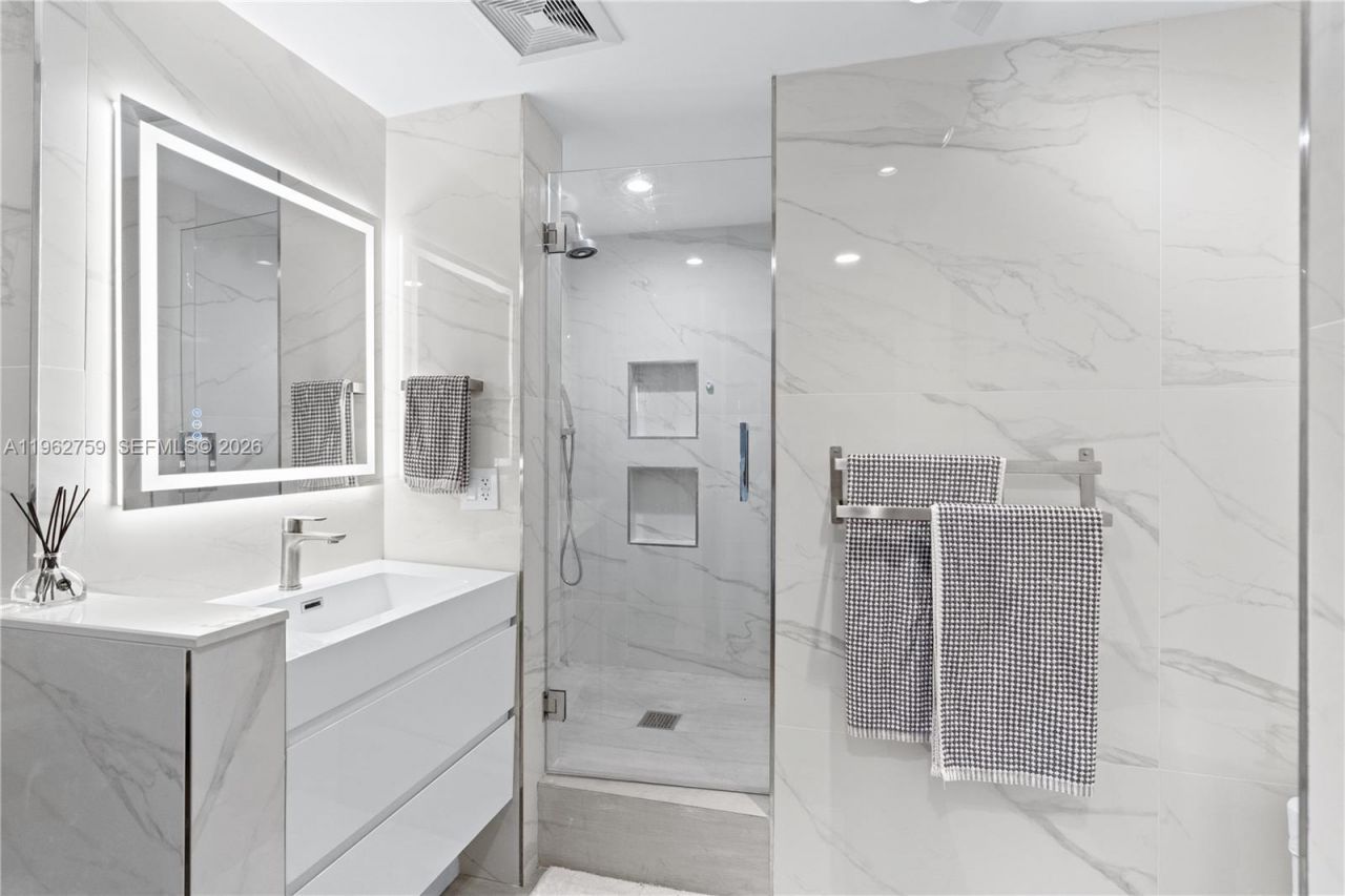 3350 SW 27th Ave, Unit 1806, Coconut Grove, FL 33133 Photo