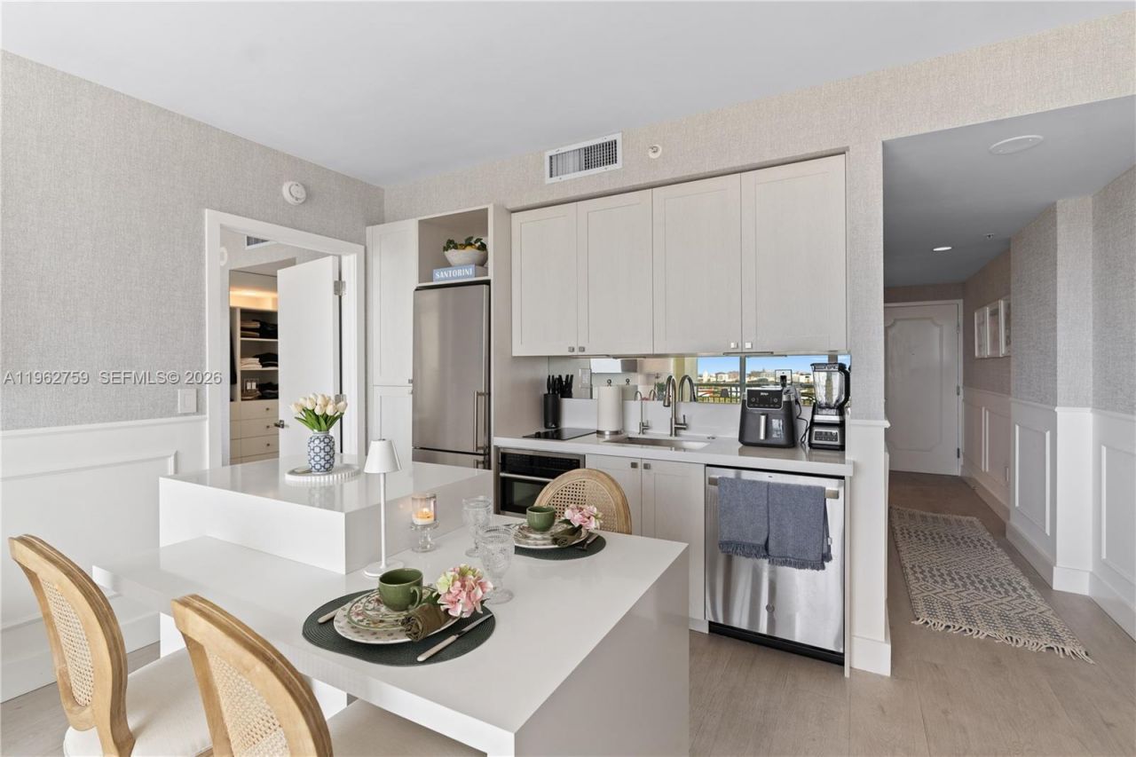 3350 SW 27th Ave, Unit 1806, Coconut Grove, FL 33133 Photo
