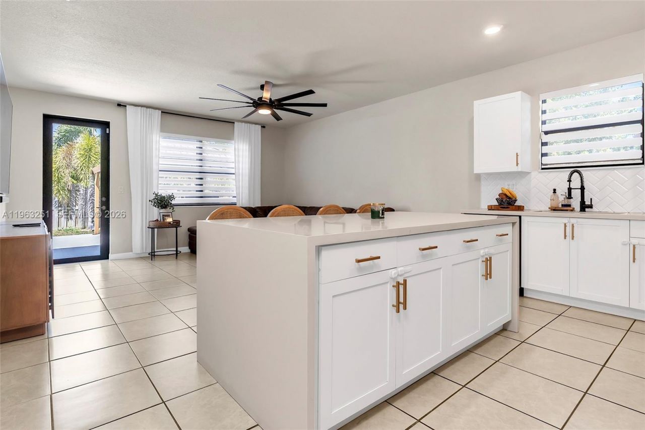 2597 SE 2nd St, Homestead, FL 33033 Photo