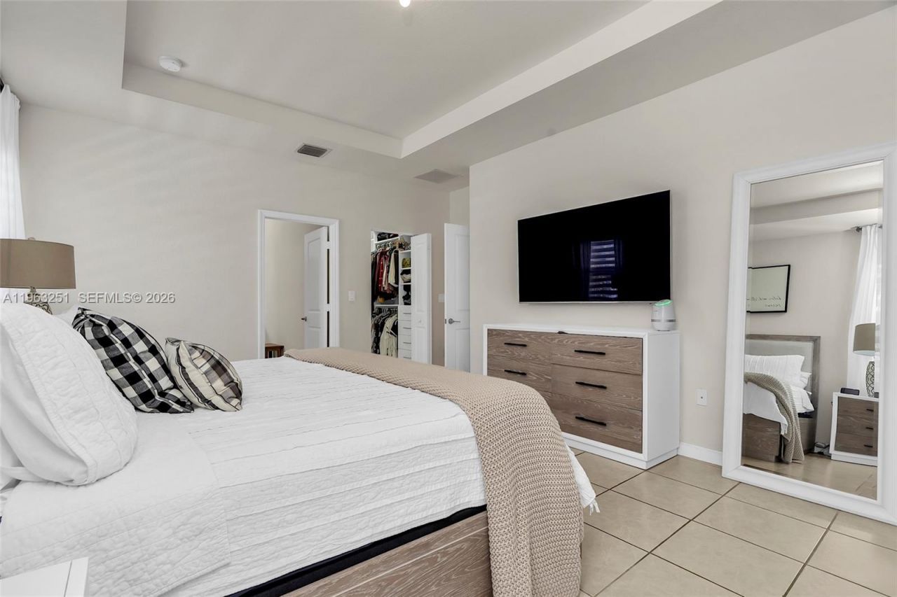 2597 SE 2nd St, Homestead, FL 33033 Photo