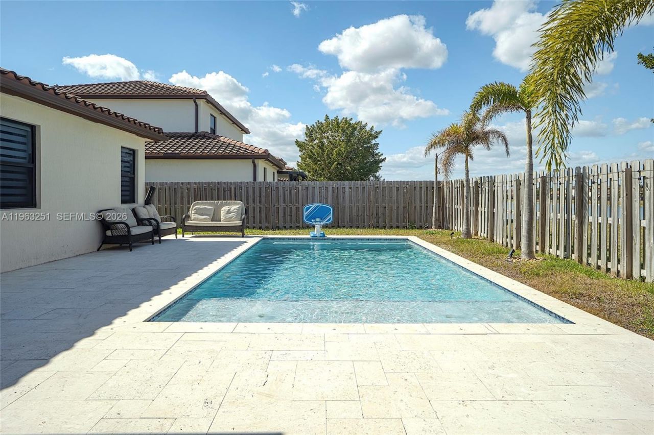 2597 SE 2nd St, Homestead, FL 33033 Photo