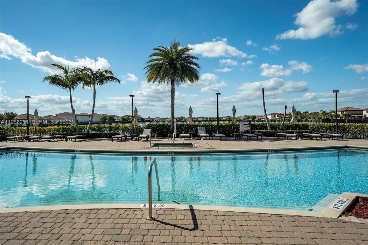 2597 SE 2nd St, Homestead, FL 33033 Photo