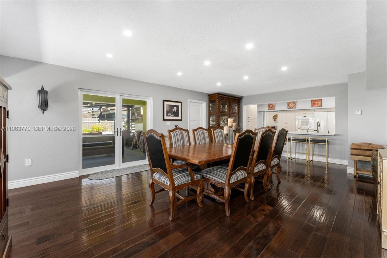 714 NW 134th Pl, Miami, FL 33182 Photo