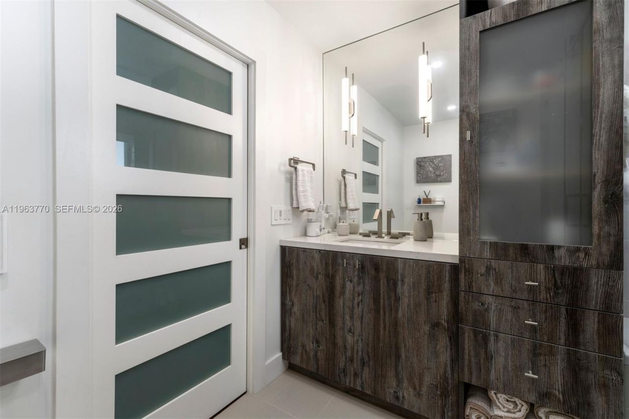 714 NW 134th Pl, Miami, FL 33182 Photo