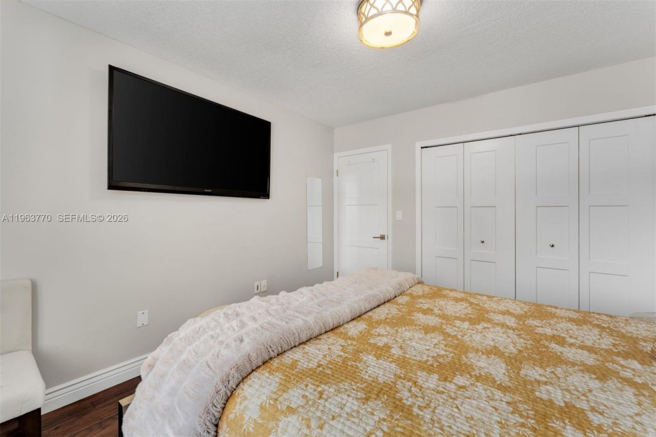 714 NW 134th Pl, Miami, FL 33182 Photo