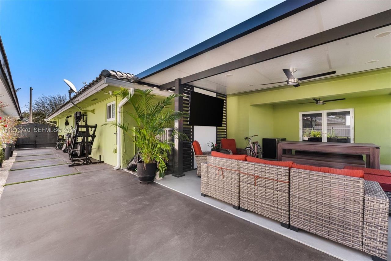 714 NW 134th Pl, Miami, FL 33182 Photo