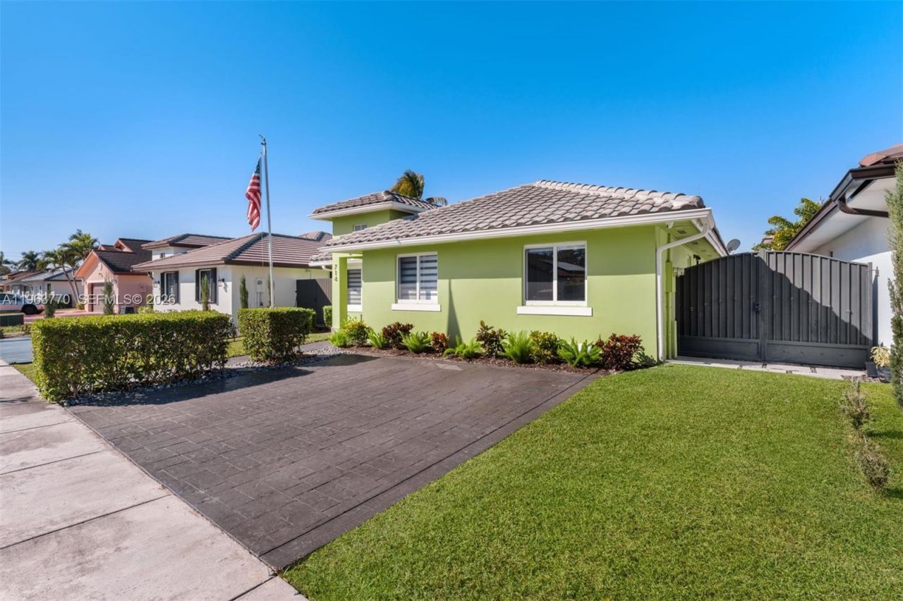 714 NW 134th Pl, Miami, FL 33182 Photo
