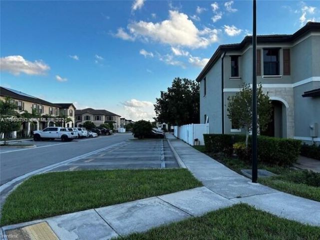 3402 W 105th St, Unit N/A, Hialeah, FL 33018 Photo