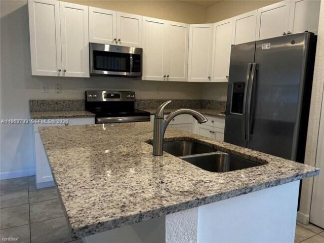 3402 W 105th St, Unit N/A, Hialeah, FL 33018 Photo