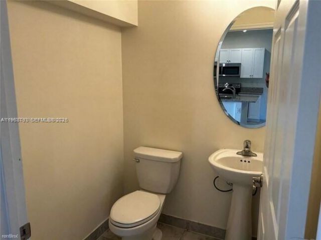 3402 W 105th St, Unit N/A, Hialeah, FL 33018 Photo